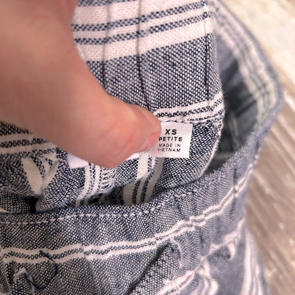 GAP Women’s Wide Leg Linen Pull on Pant - Picture 5 of 5